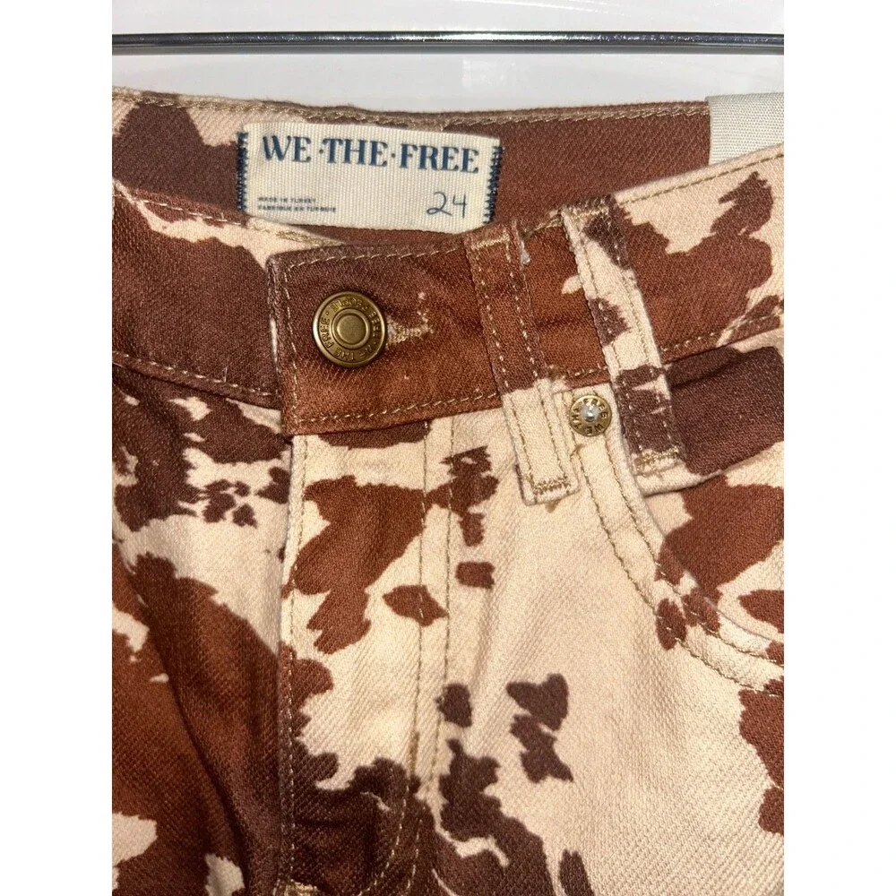 Free People We The Free Women’s Risk Taker Animal Cow Print Jeans size 24 NWT
